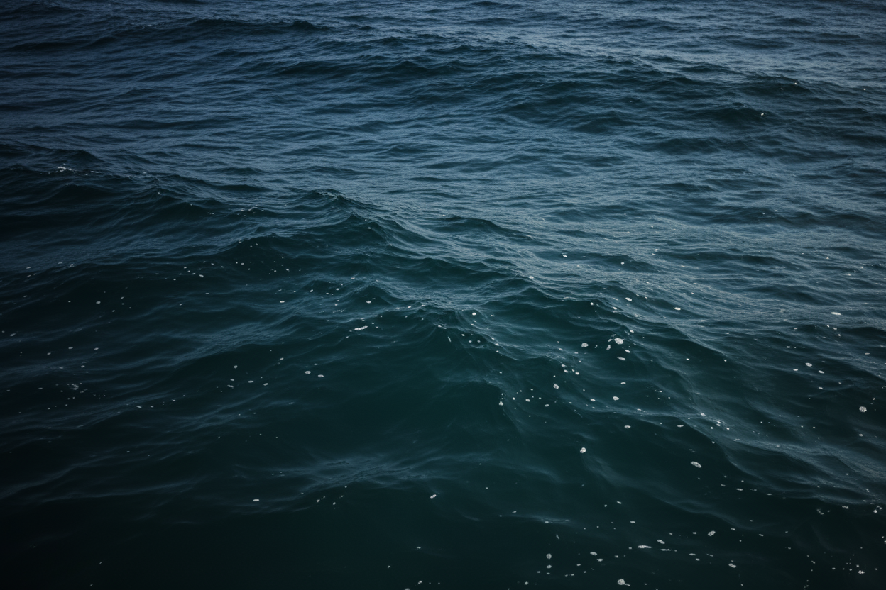 DARK BLUE-GREEN OCEAN TEXTURE
